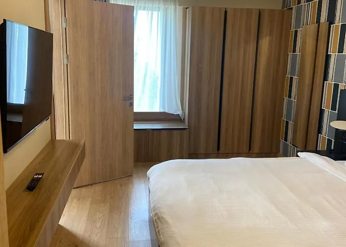 Venzi Ayayorgi-adult Only 15 Отель *