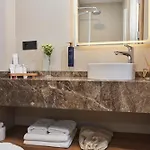 Venzi Ayayorgi-adult Only 15 * Çeşme