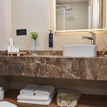 Venzi Ayayorgi-adult Only 15 * Cesme