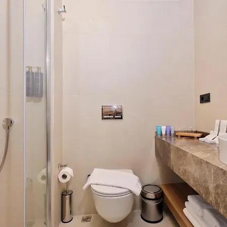 Venzi Ayayorgi-adult Only 15 * Cesme