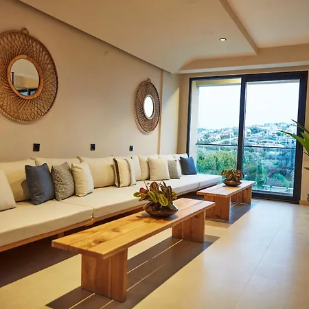 Venzi Ayayorgi-adult Only 15 * Çeşme