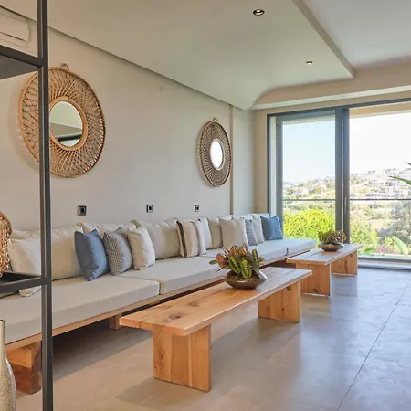 Venzi Ayayorgi-adult Only 15 Çeşme