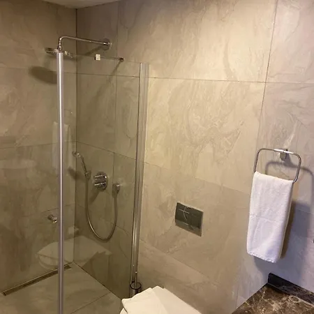 Venzi Ayayorgi-adult Only 15 Cesme