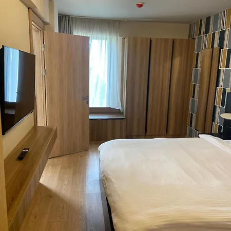 Venzi Ayayorgi-adult Only 15 Hotel *