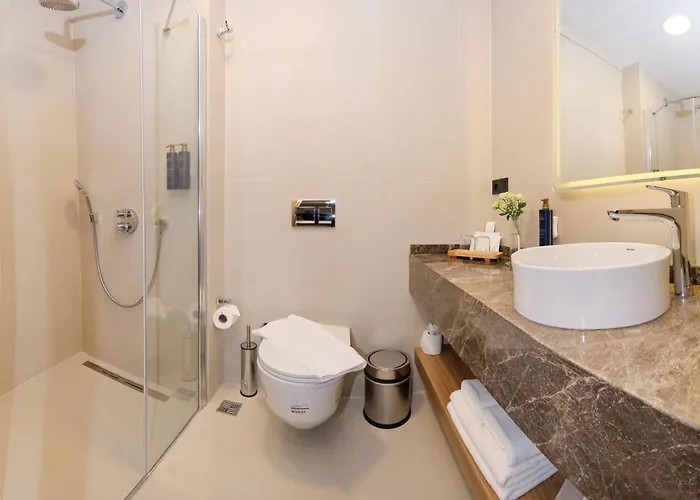 Venzi Ayayorgi-adult Only 15 Hotell Çeşme