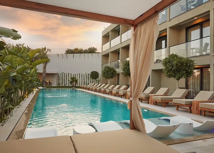 Venzi Ayayorgi-adult Only 15 Hotell